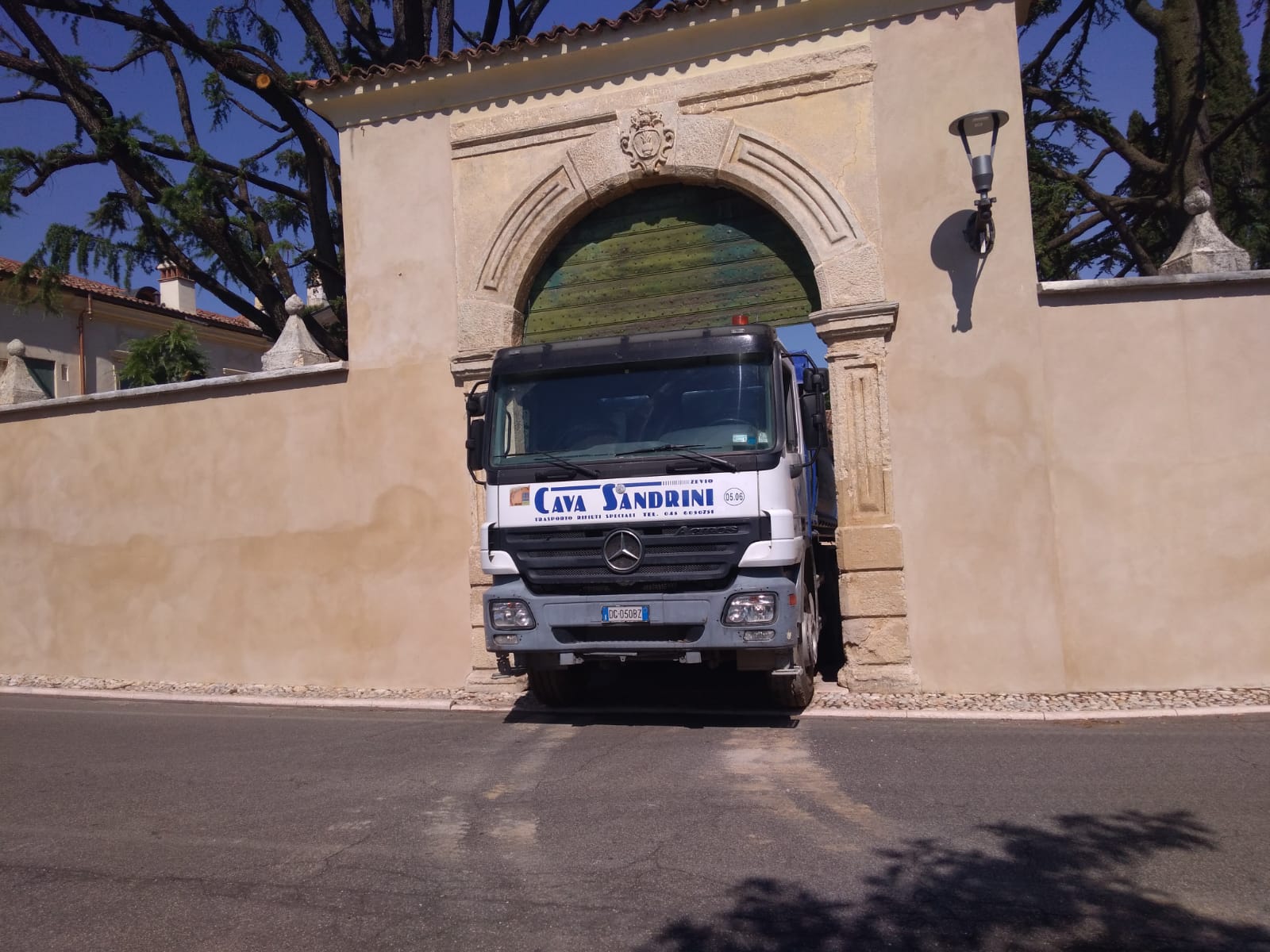 Autocarro 3 assi
